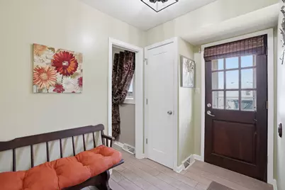 18439 Locust Street, Lansing, IL 60438 - Photo 12