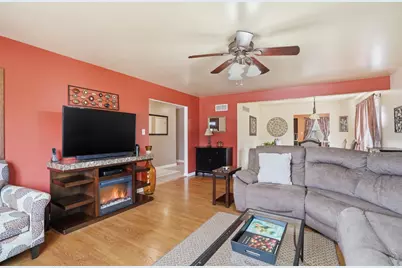 18439 Locust Street, Lansing, IL 60438 - Photo 4