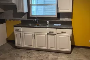 2469 E 74th St, Chicago, IL 60649 - Photo 6