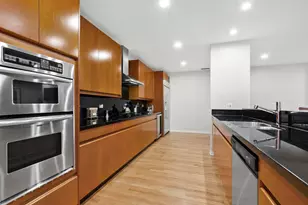 1437 S Prairie Ave, Chicago, IL 60605 - Photo 8