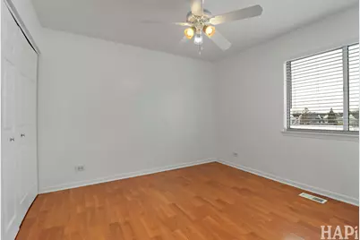 2216 N Sunrise Drive, Round Lake Beach, IL 60073 - Photo 16