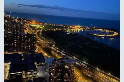 655 W Irving Park Road #5108, Chicago, IL 60613 - Photo 10