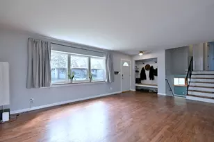 966 Aberdeen Dr, Crystal Lake, IL 60014 - Photo 6