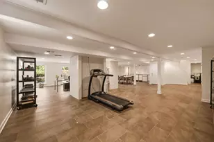 568 Plymouth Dr, Inverness, IL 60067 - Photo 42