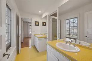 568 Plymouth Dr, Inverness, IL 60067 - Photo 34