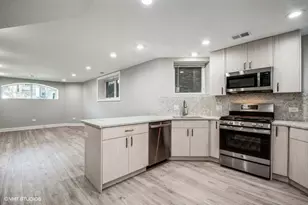 5915 N Artesian Ave, Chicago, IL 60659 - Photo 4