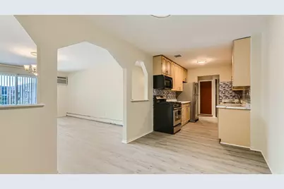 8936 N Parkside Avenue #311, Des Plaines, IL 60016 - Photo 4