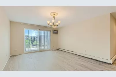 8936 N Parkside Avenue #311, Des Plaines, IL 60016 - Photo 2