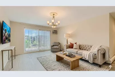 8936 N Parkside Avenue #311, Des Plaines, IL 60016 - Photo 2