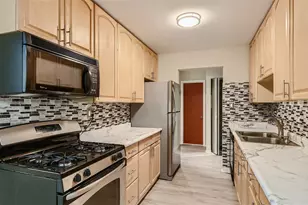 8936 N Parkside Ave, Des Plaines, IL 60016 - Photo 8