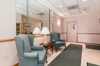 1636 Ashland Avenue #402, Des Plaines, IL 60016 - Photo 4