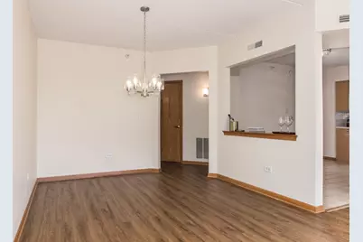 1636 Ashland Avenue #402, Des Plaines, IL 60016 - Photo 6