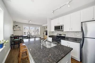 2243 W Ainslie Street #2W, Chicago, IL 60625 - Photo 10