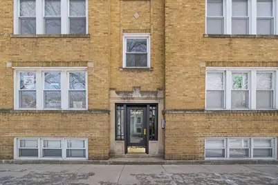 2243 W Ainslie Street #2W, Chicago, IL 60625 - Photo 2