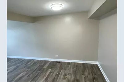 7609 Bristol Lane #E, Hanover Park, IL 60133 - Photo 4