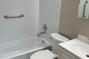 7609 Bristol Ln, Hanover Park, IL 60133 - Photo 8