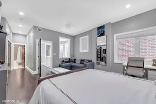 461 W Melrose St, Chicago, IL 60657 - Photo 36