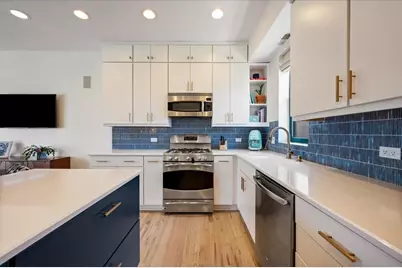 3308 N Greenview Avenue #B, Chicago, IL 60657 - Photo 8