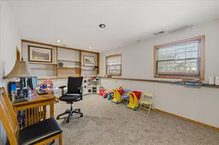 23W281 Cambridge Ct, Glen Ellyn, IL 60137 - Photo 16