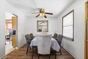 23W281 Cambridge Ct, Glen Ellyn, IL 60137 - Photo 6
