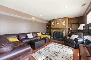 23W281 Cambridge Ct, Glen Ellyn, IL 60137 - Photo 20