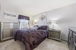 23W281 Cambridge Ct, Glen Ellyn, IL 60137 - Photo 12