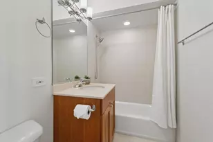 4862 N Kenmore Ave, Chicago, IL 60640 - Photo 10