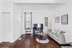 [Address not provided], Chicago, IL 60622 - Photo 2