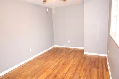 915 Hoban Avenue, Rockford, IL 61101 - Photo 28