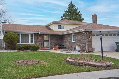 513 S Harper Avenue, Glenwood, IL 60425 - Photo 2