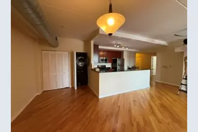 3550 W Montrose Avenue #406, Chicago, IL 60618 - Photo 8