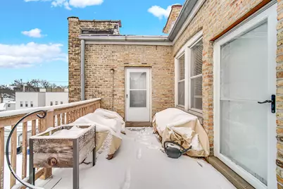 2945 W Belle Plaine Avenue #3E, Chicago, IL 60618 - Photo 18