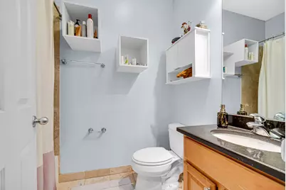 2945 W Belle Plaine Avenue #3E, Chicago, IL 60618 - Photo 16