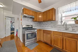 5349 W Fletcher St, Chicago, IL 60641 - Photo 8