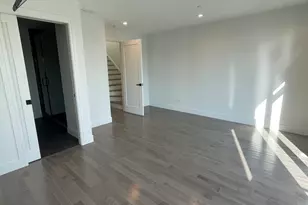 719 N Elizabeth St, Chicago, IL 60642 - Photo 16