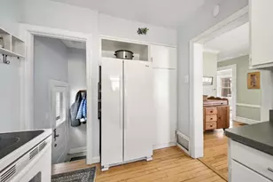 2437 Marcy Ave, Evanston, IL 60201 - Photo 20