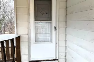 441 Addison St, Elgin, IL 60120 - Photo 2