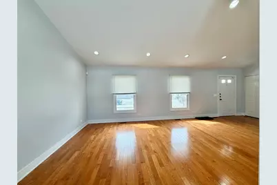 213 Vintage Lane, Buffalo Grove, IL 60089 - Photo 4