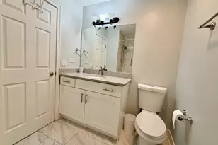 213 Vintage Ln, Buffalo Grove, IL 60089 - Photo 6