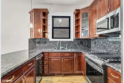 2617 W Evergreen Avenue #1E, Chicago, IL 60622 - Photo 2