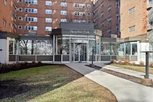 4950 N Marine Dr, Chicago, IL 60640 - Photo 2