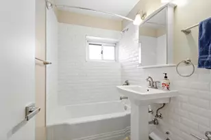 4950 N Marine Dr, Chicago, IL 60640 - Photo 10