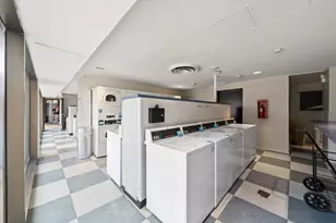 4343 N Clarendon Ave, Chicago, IL 60613 - Photo 18