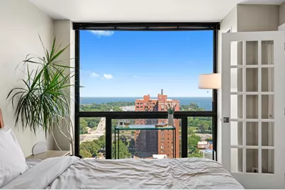 4343 N Clarendon Avenue #2104, Chicago, IL 60613 - Photo 10