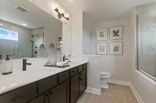 8497 Liberty Ln, Woodridge, IL 60517 - Photo 20