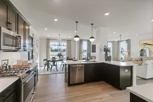 8497 Liberty Ln, Woodridge, IL 60517 - Photo 12