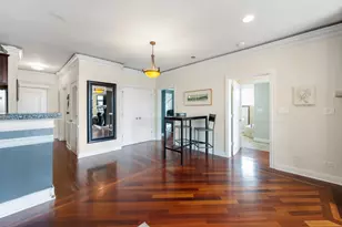 4755 N Kilbourn Ave, Chicago, IL 60630 - Photo 16