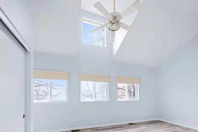 1329 E 61st Street, Chicago, IL 60637 - Photo 10