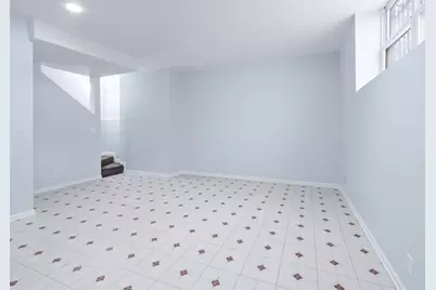 1329 E 61st Street, Chicago, IL 60637 - Photo 18