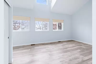 1329 E 61st Street, Chicago, IL 60637 - Photo 12